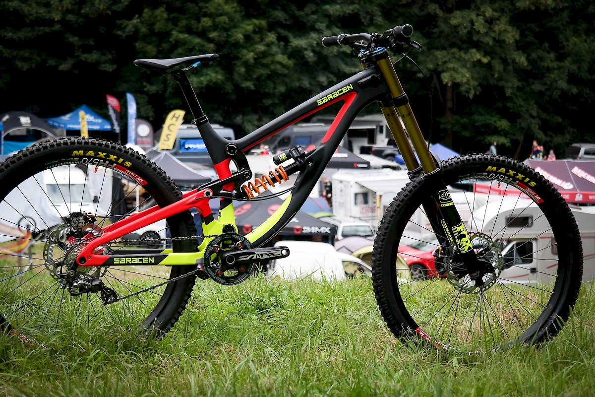 MTB Rider Pro Guide Saracen Bikes Myst Team